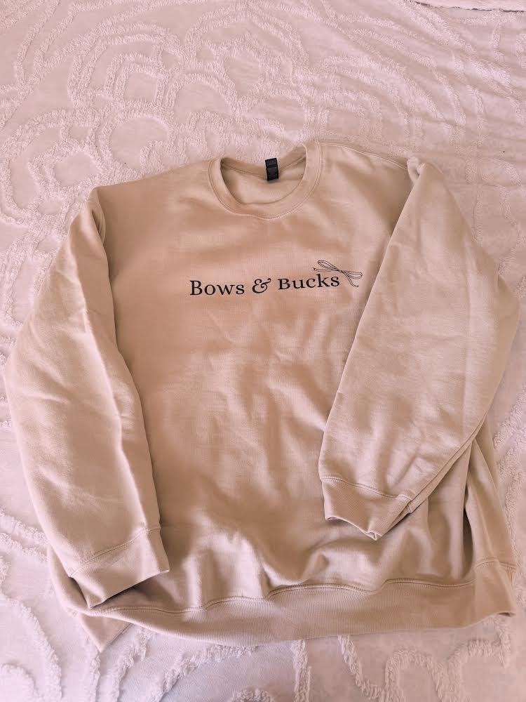 BOWS & BUCKS SWEATSHIRT